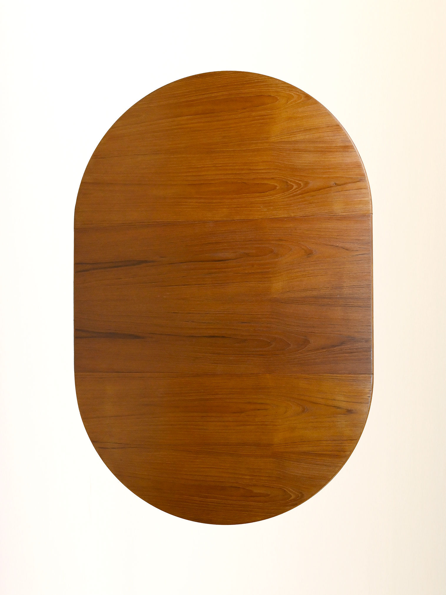 Vintage round extendable table