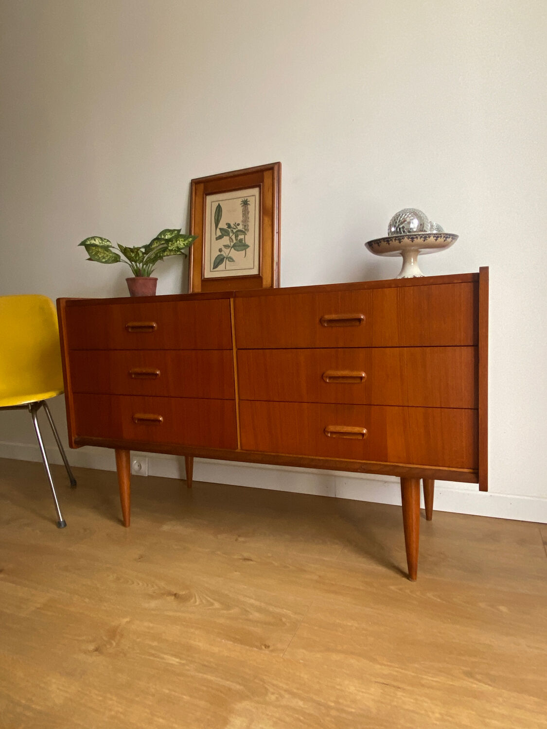 Vintage hairdresser 60s