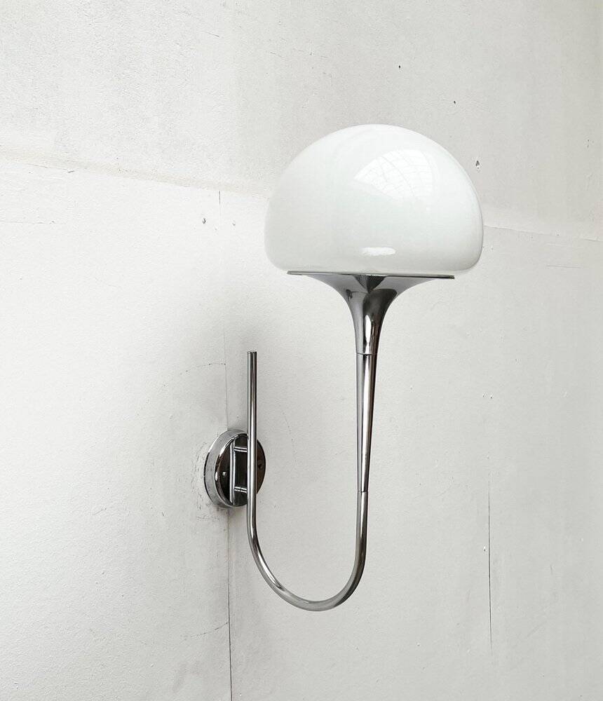 Mid-century Italian wall light by Goffredo Reggiani for Reggiani, 1960s.