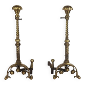 Paire de chenets de style néo-gothique en bronze
