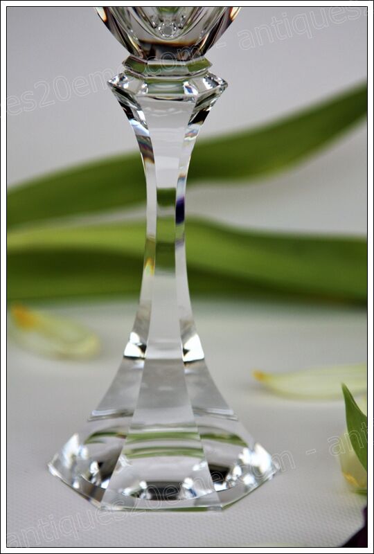 Wine glass of the Rhine (Roemer) Saint Louis Crystal model Chambord