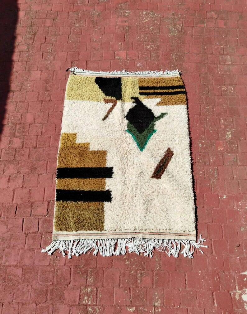 Handmade Moroccan Berber rug 150/250cm