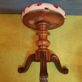 Piano stool
