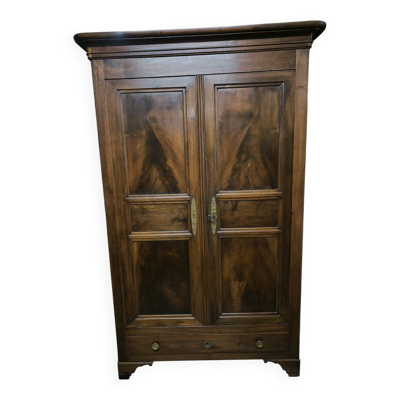 Armoire 12 panneaux en noyer massif époque Louis Philippe