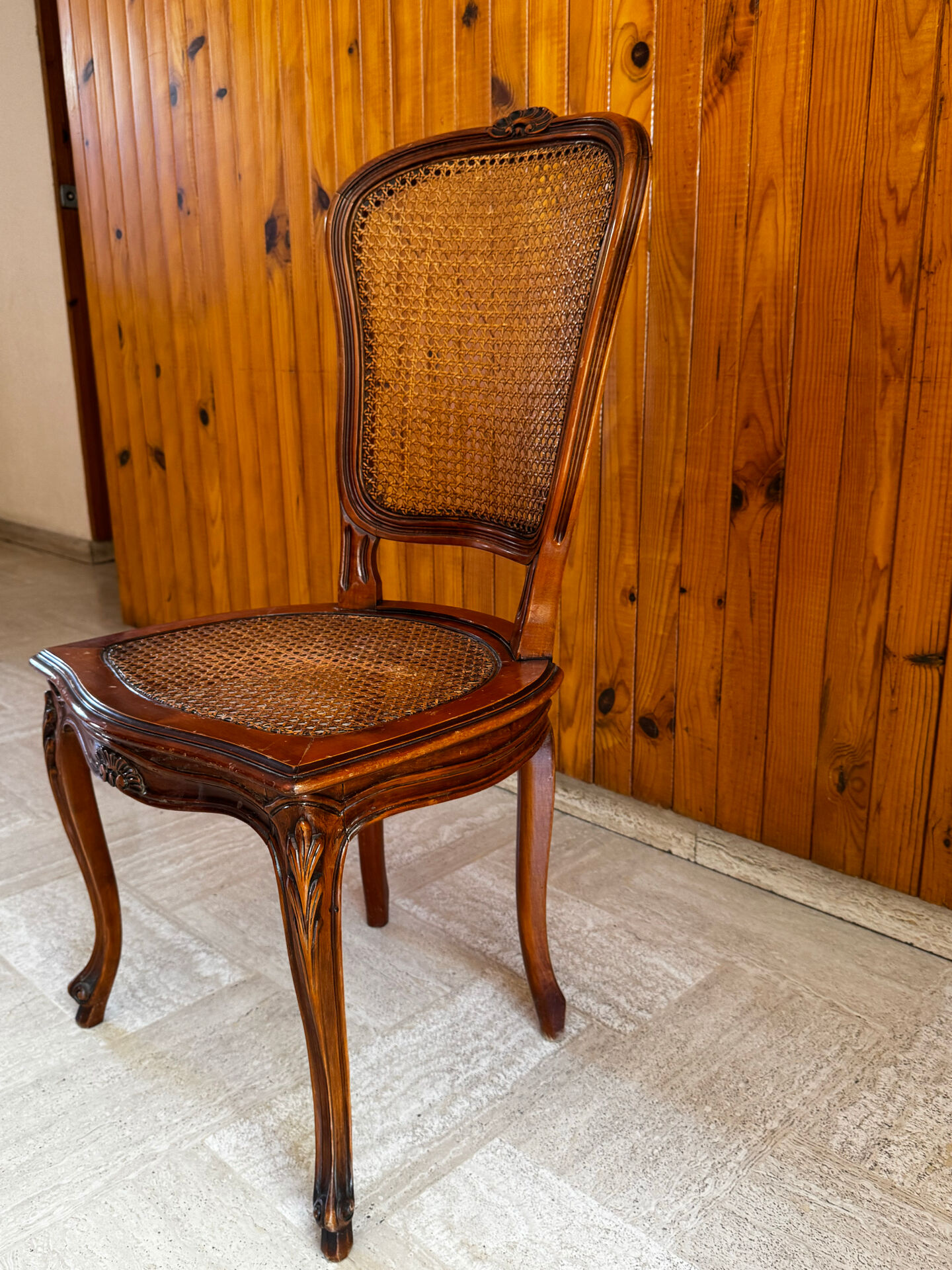 Lot 6 chaises anciennes