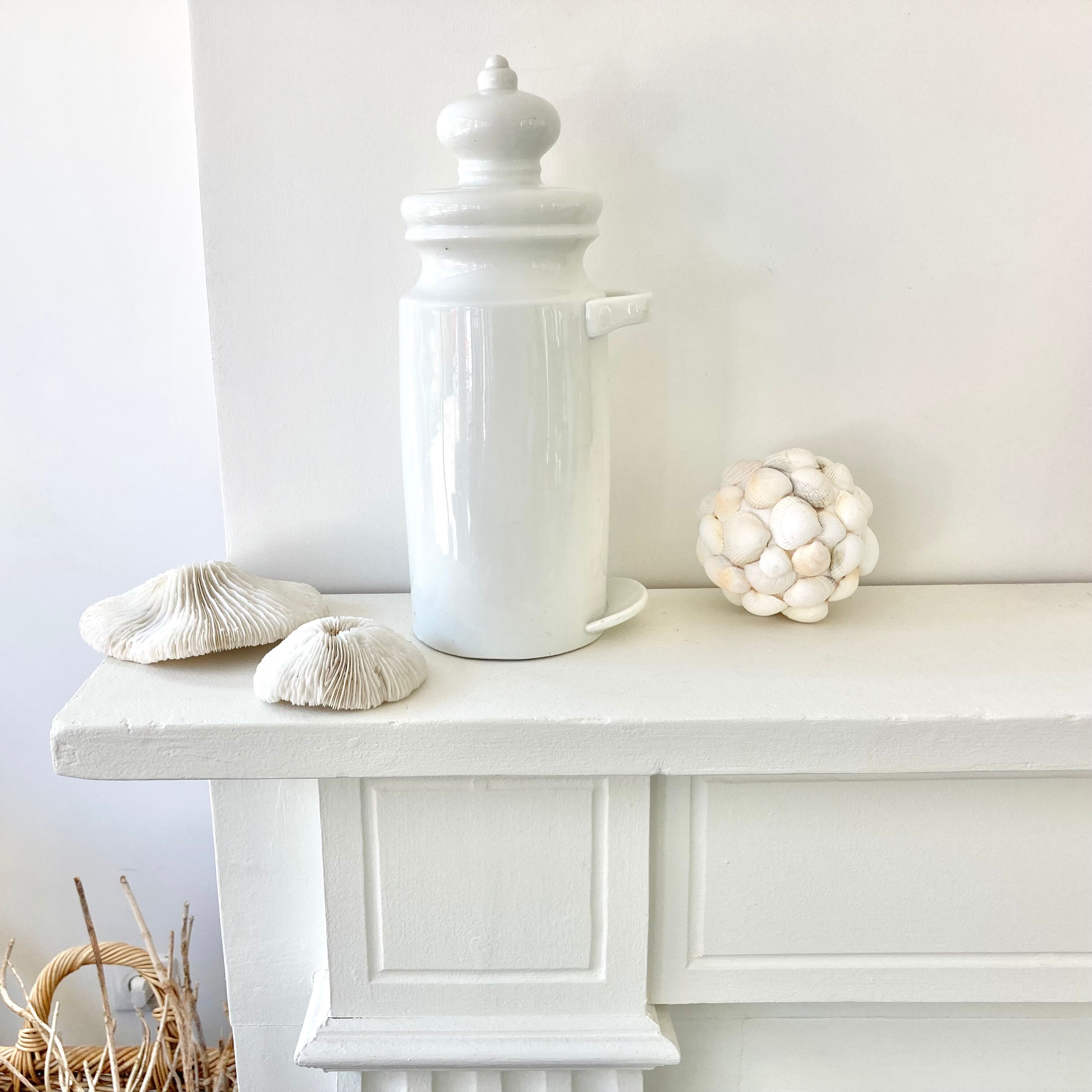 Ceramic pot