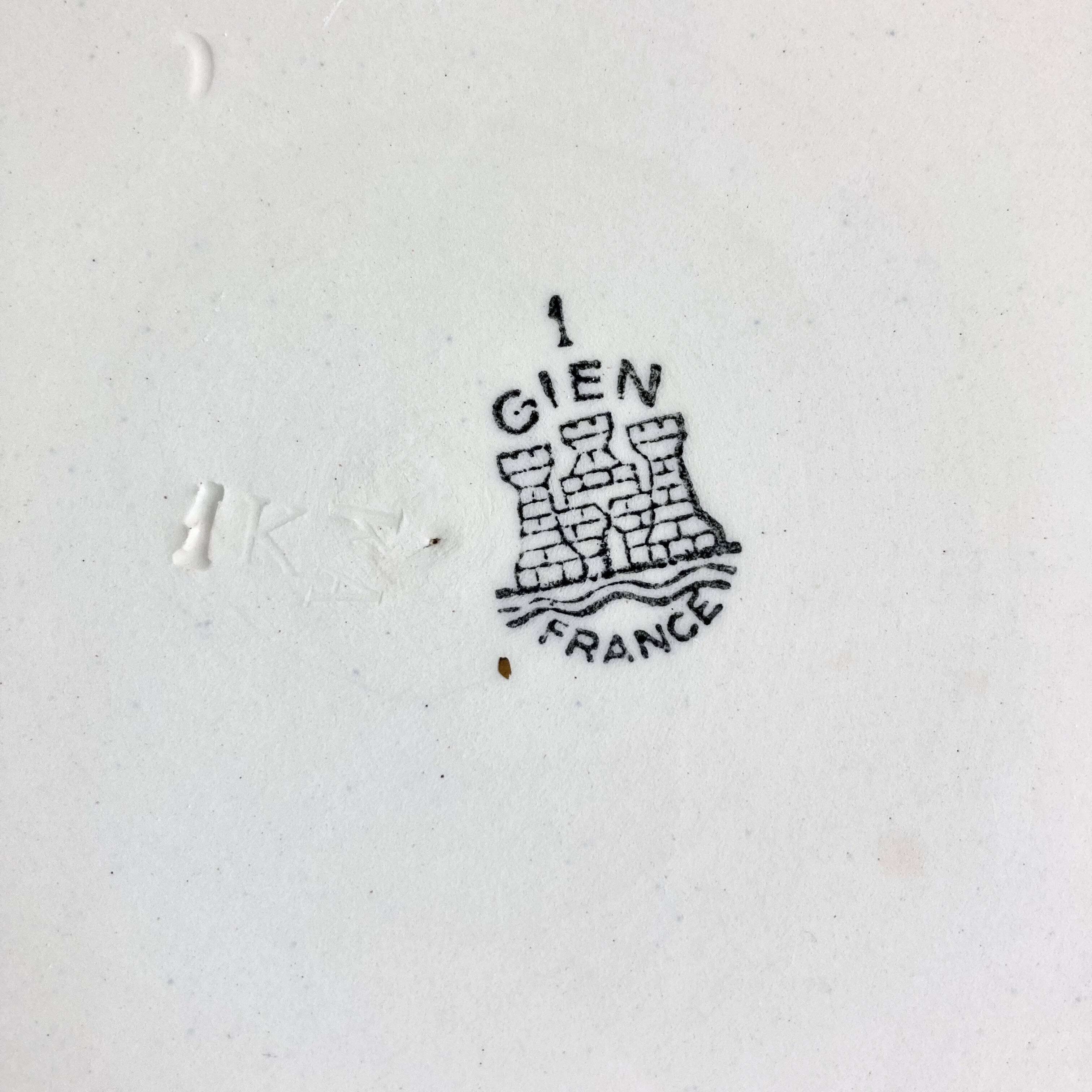 Gien 1930 soup tureen / vegetable dish