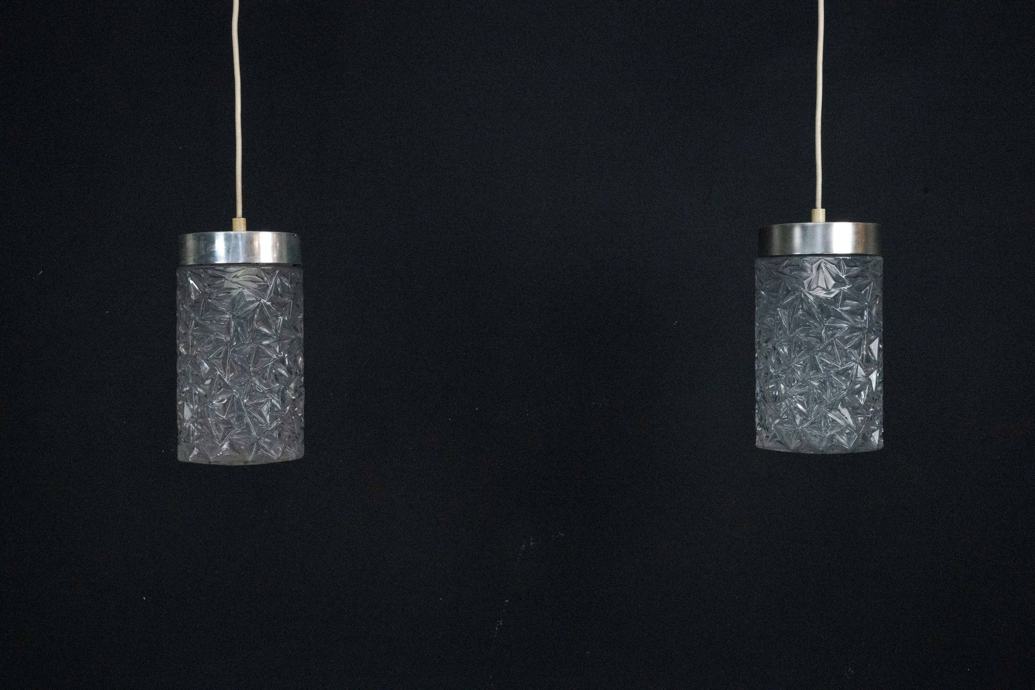 Pair of Italian Pendant Lights in Glass and Polished Aluminum, 1970s
