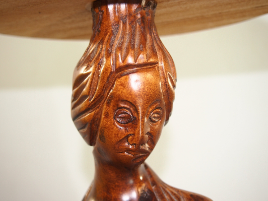Saddle statue of macif/vintage wooden woman