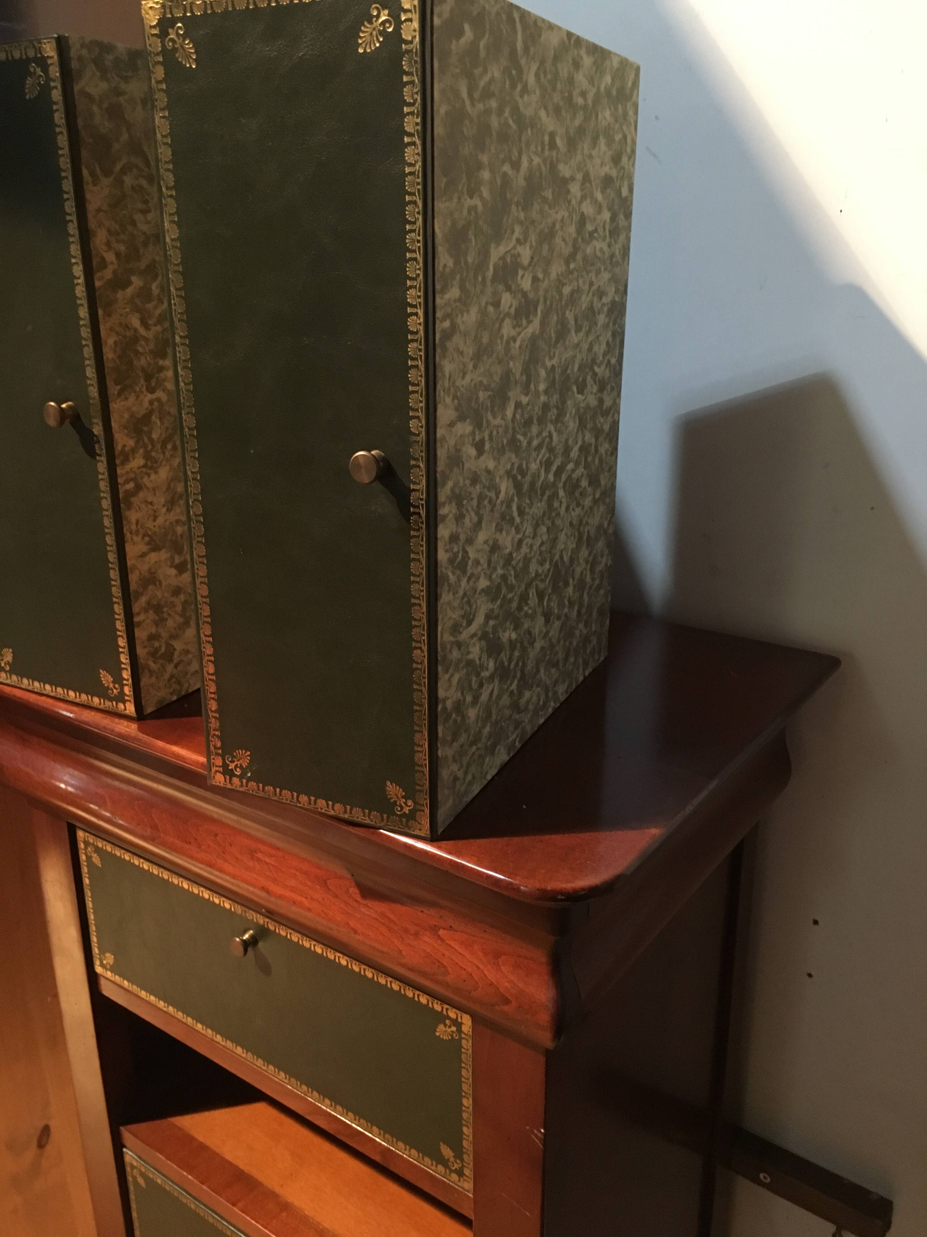 Notary's cardboard box in mahogany-colored cherry wood "Félix Monge"