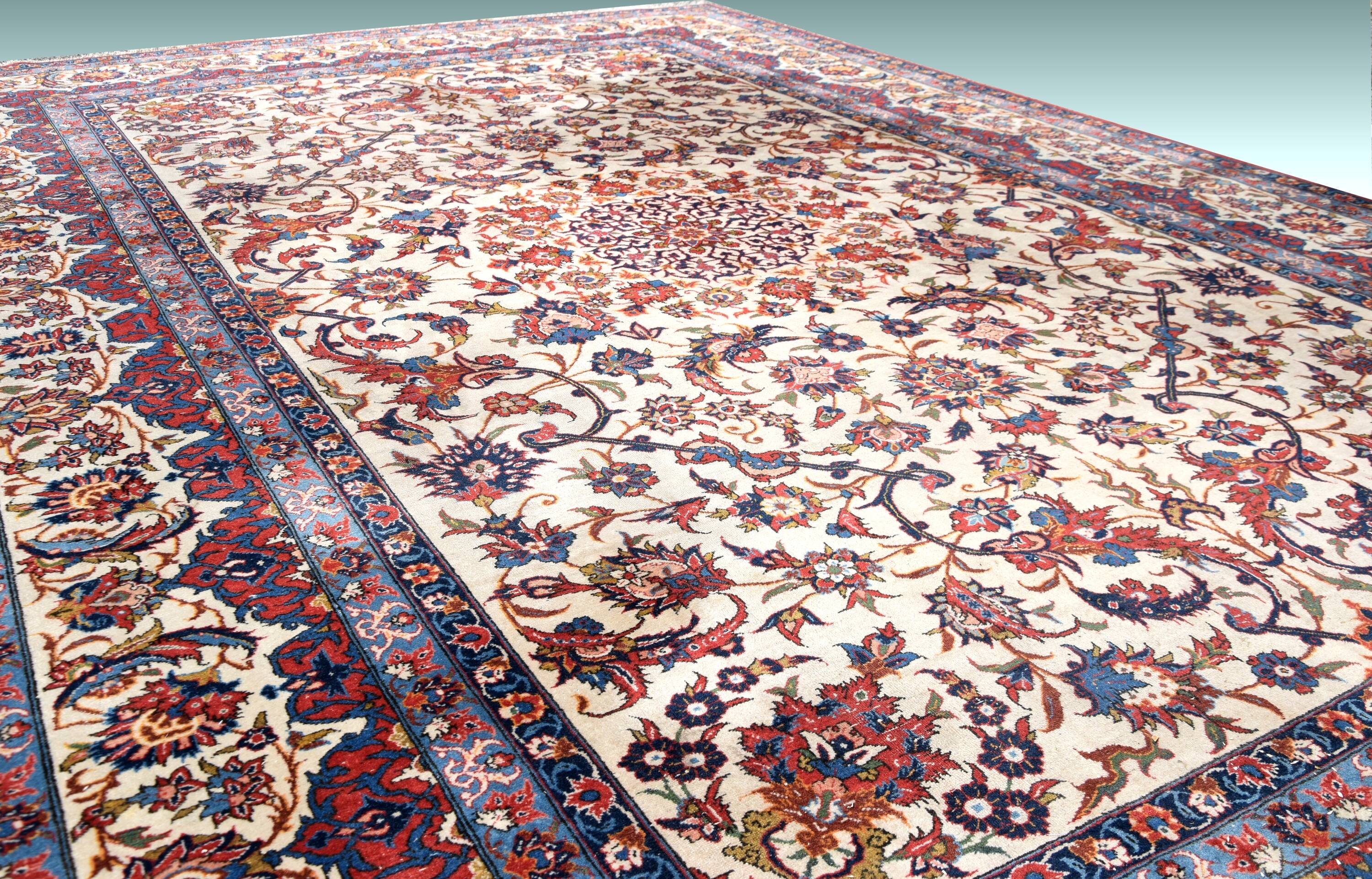 Oriental Rug Iran Isfahan - 2.48 X 3.80 Meters