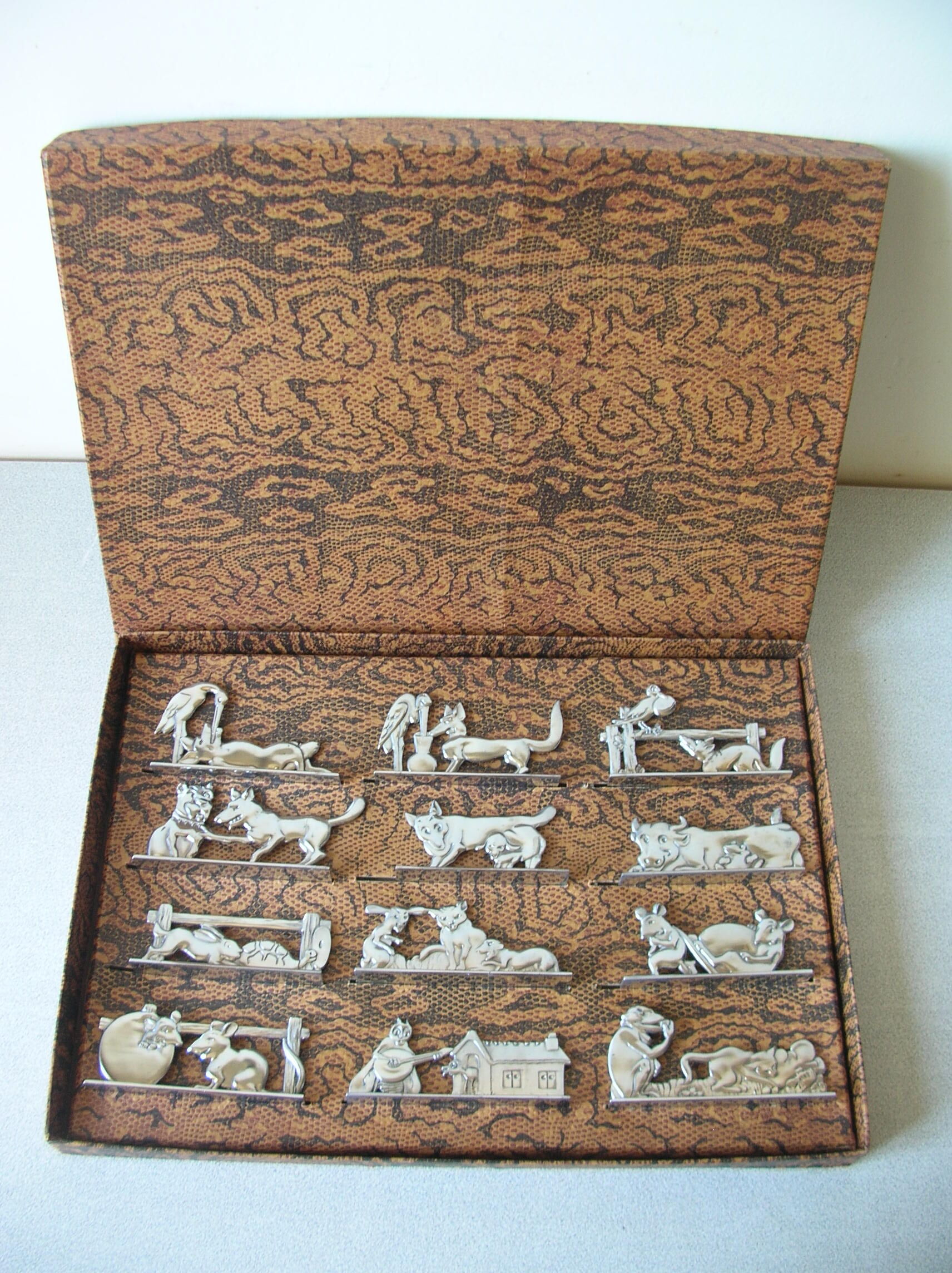11 PORTE COUTEAUX ANIMALIERS EN METAL GOUT DE BENJAMIN RABIER DECO TABLE