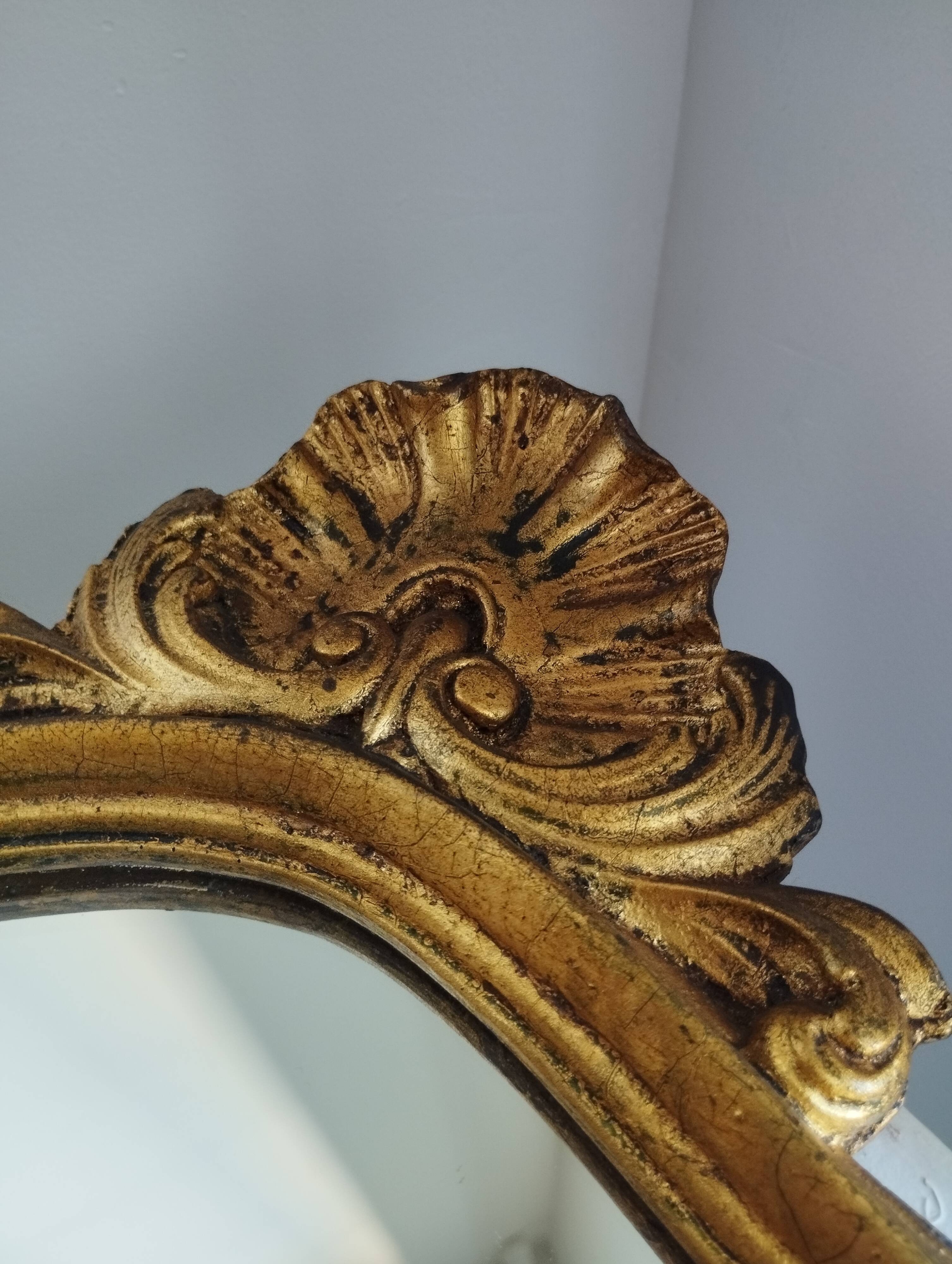 Antique large violin-shaped mirror in gilded wood, Rococo style, Louis XV (80x50 cm)
