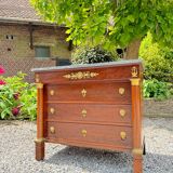 Commode en acajou d’époque empire estampillée courte