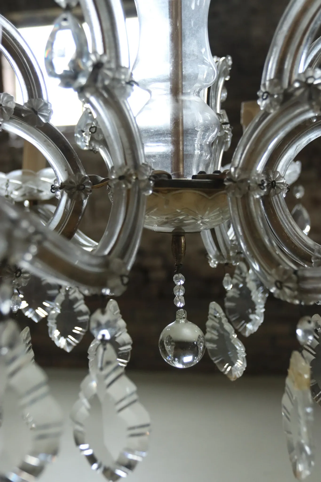 Maria Theresa crystal chandelier with leaf drops, 6 lights, mid-20th c.