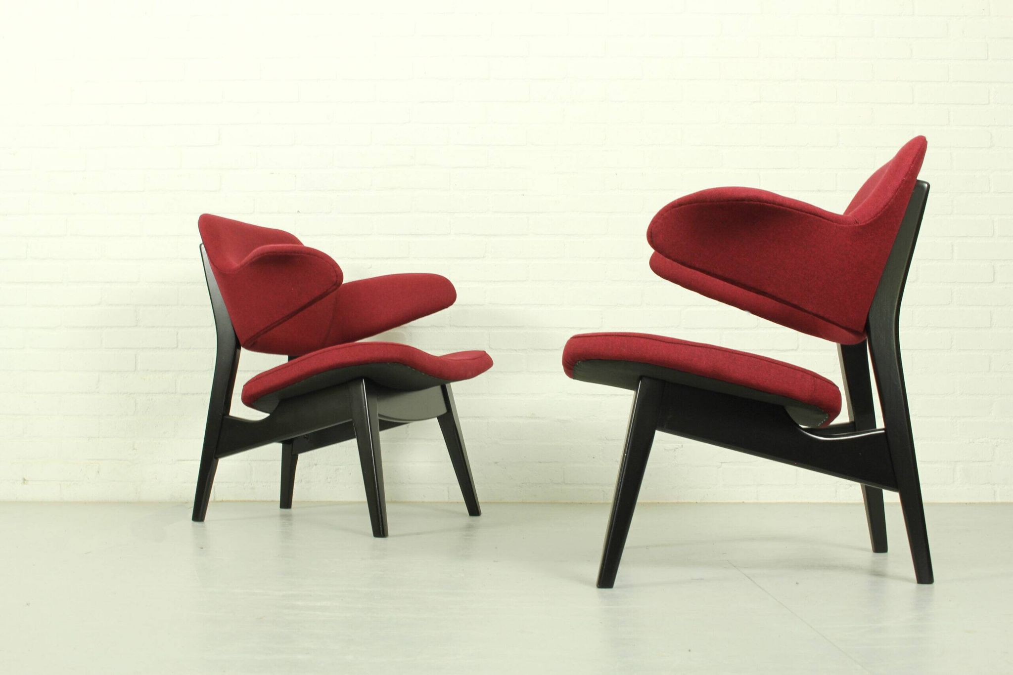 Pair of lounge armchairs by Louis van Teeffelen for Wébé – Dutch mid-century modern (1960s)