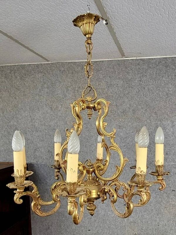 Lustre style Louis XV en bronze doré vers 1950