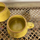 Lots of two ceramic cups