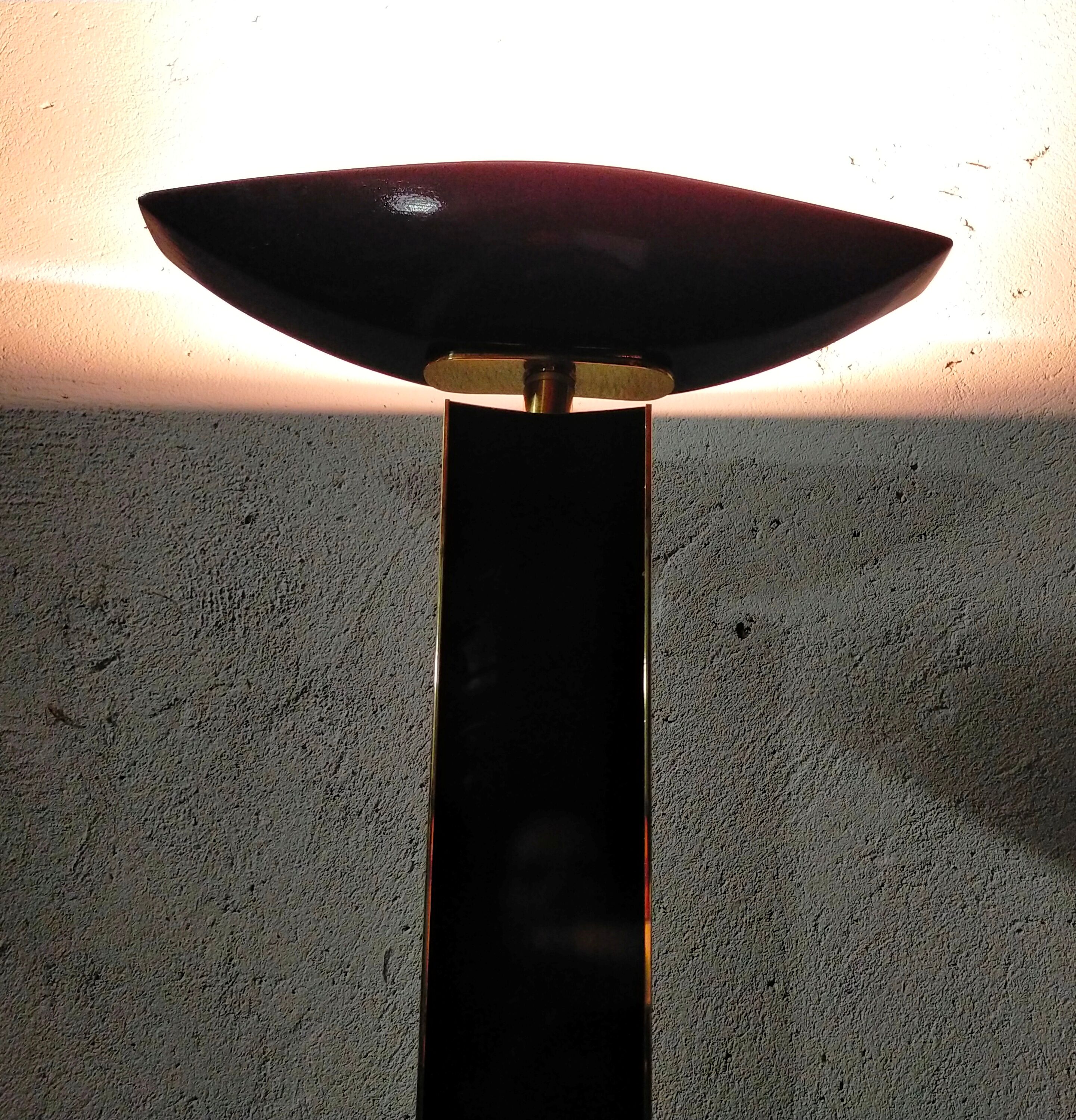 Vintage floor lamp design 1980 in lacquered metal ceramic and brass