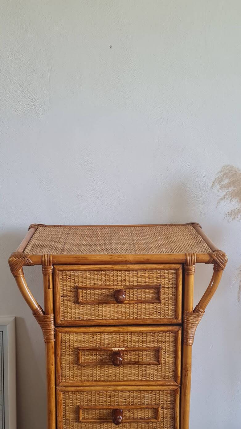 Rattan chest of drawers from the 1970s.