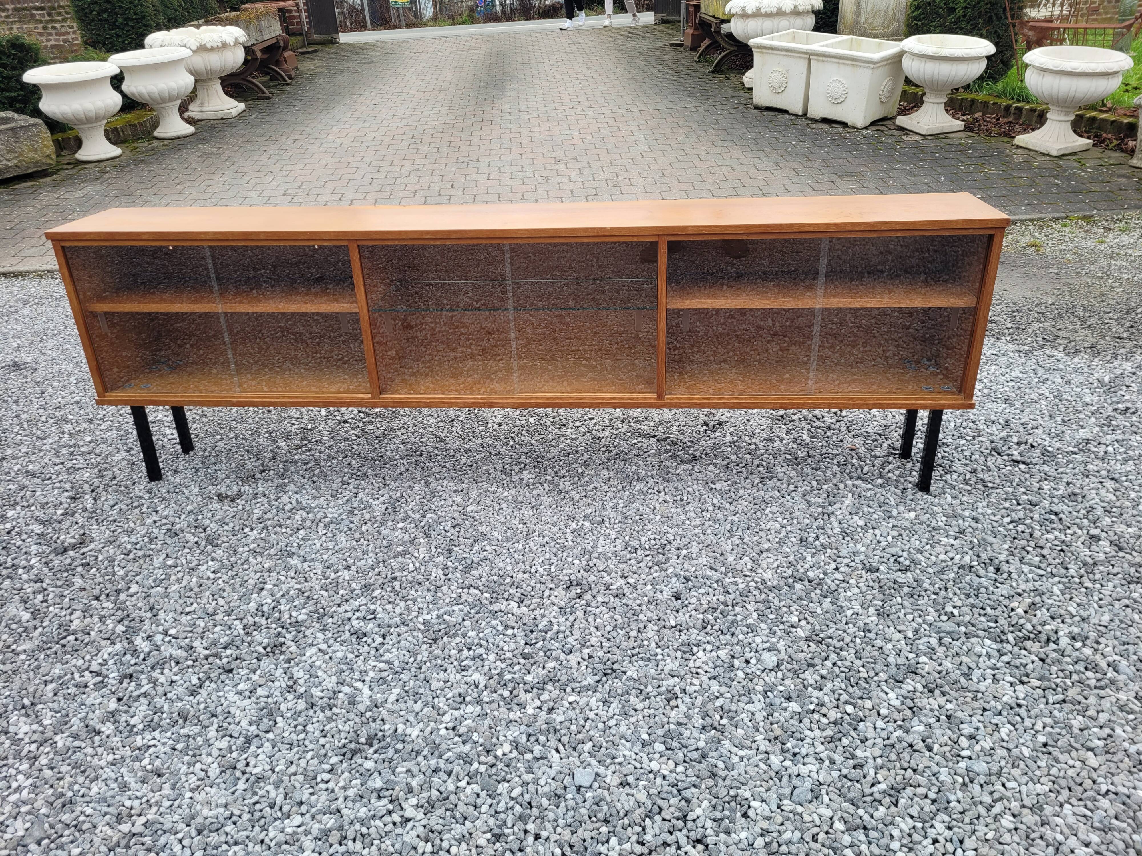 Enfilade vitrés vintage des années 60 en chêne