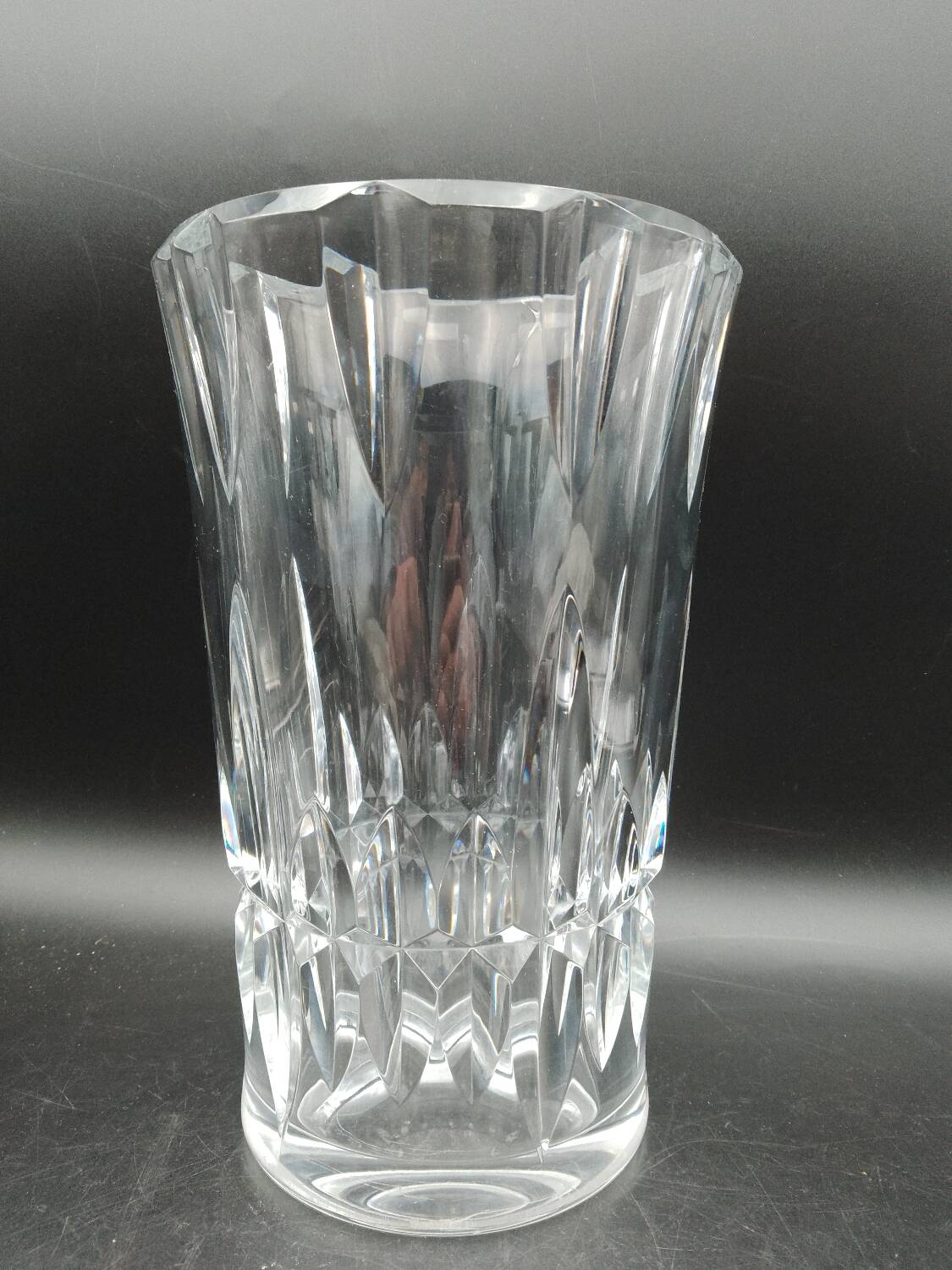 Cut crystal vase signed Baccarat, 1970s 4.3kg