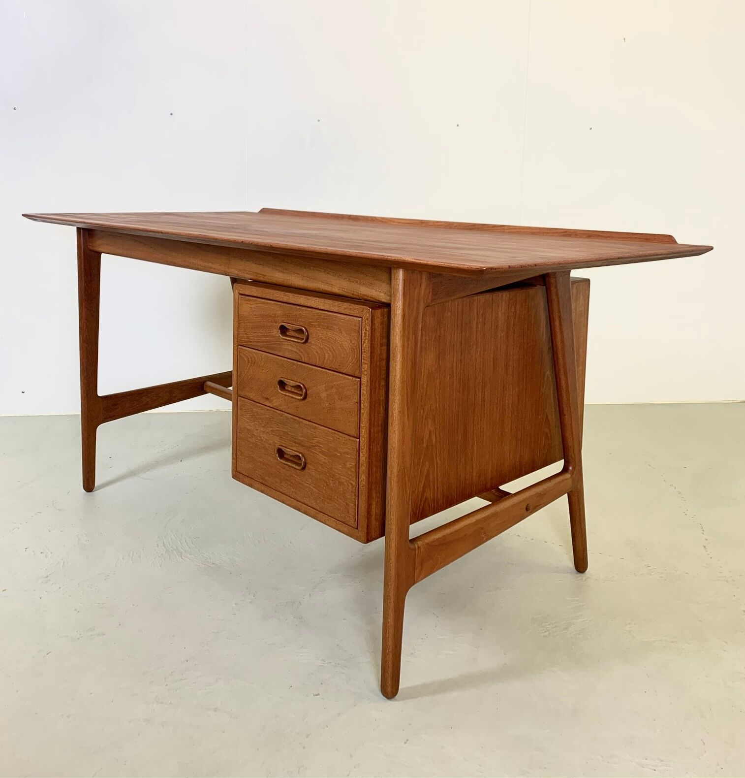 Danish midcentury teak executive desk by Arne Vodder edited by Sibast