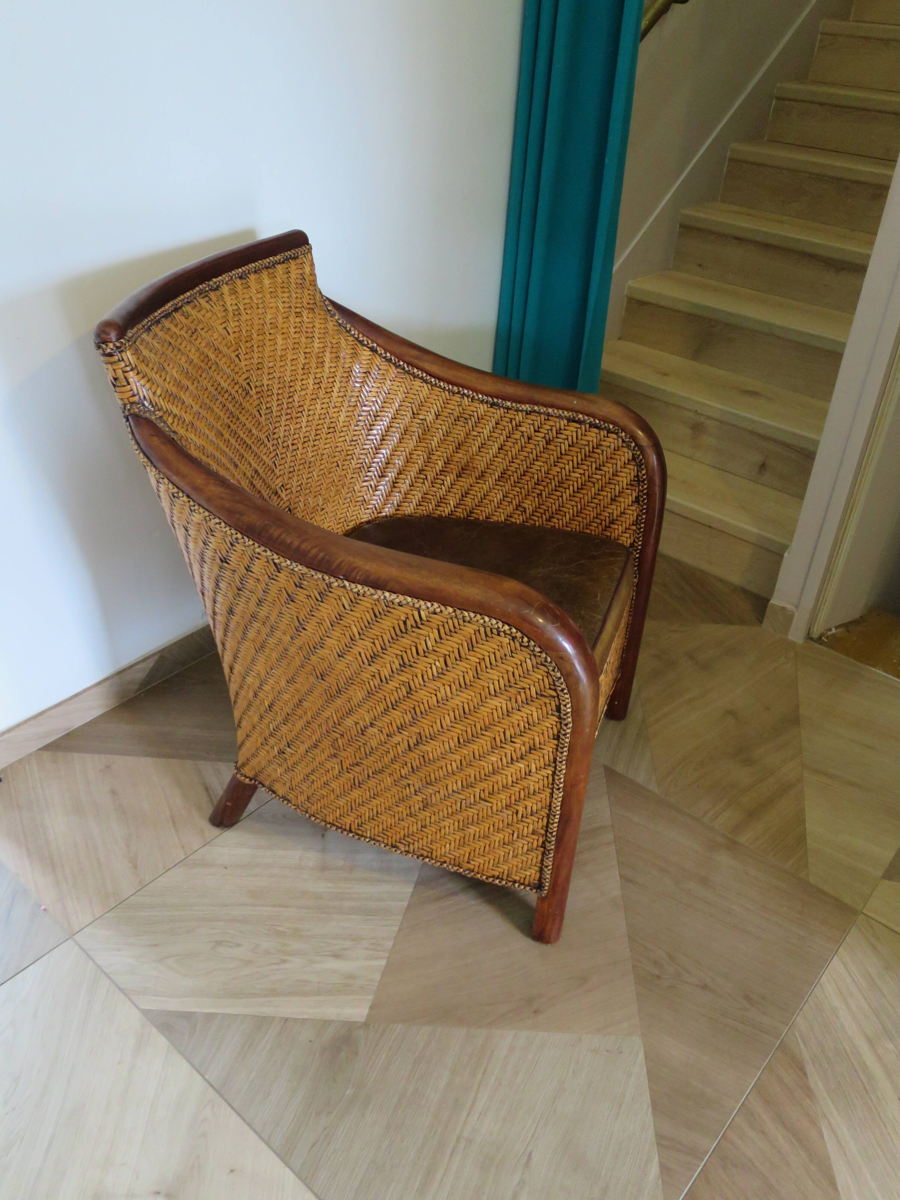 Fauteuil Style Colonial-Rotin tressé-Vintage-coussin simili cuir