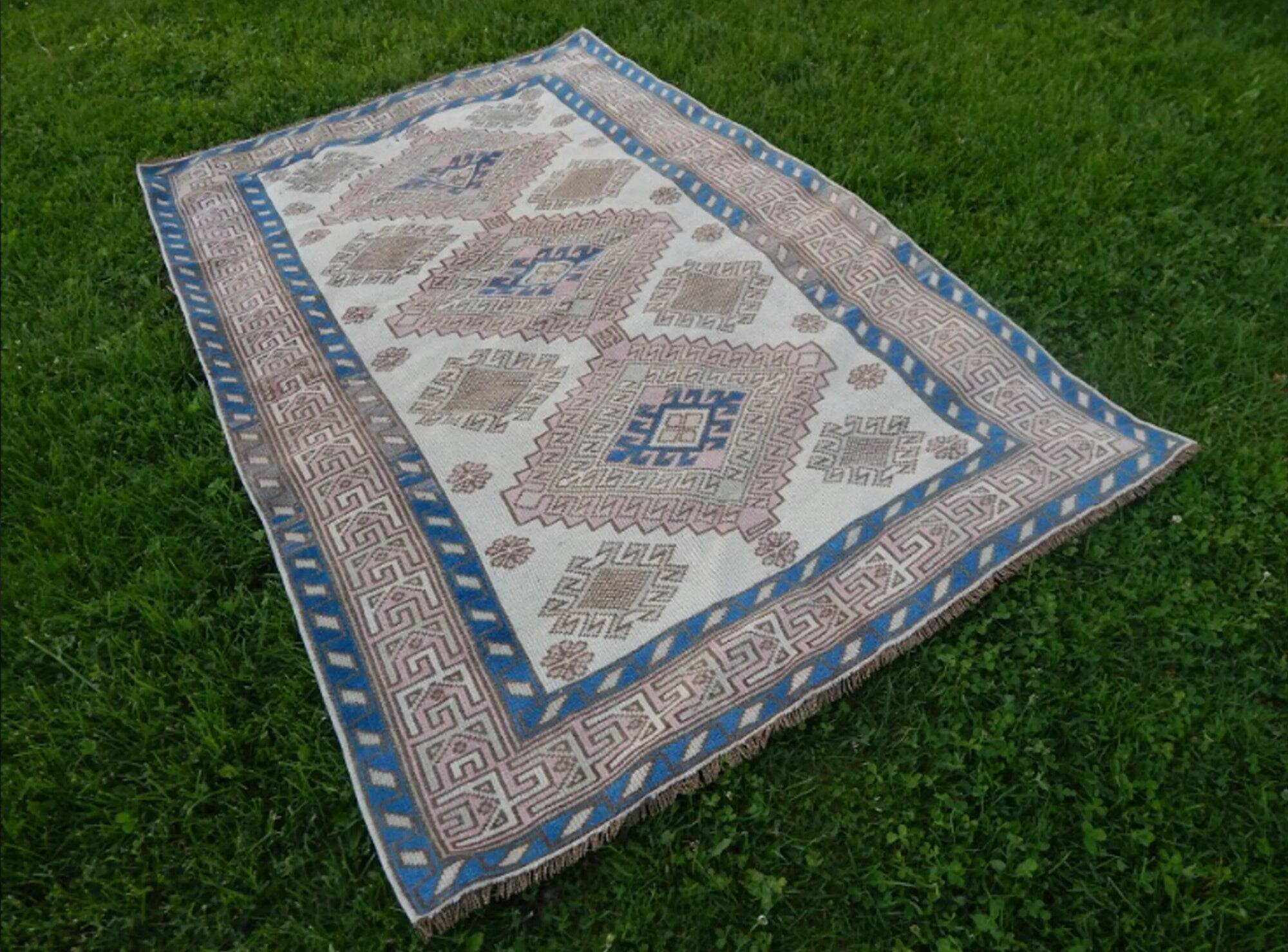 Tapis turc vintage fait main 134x203 cm