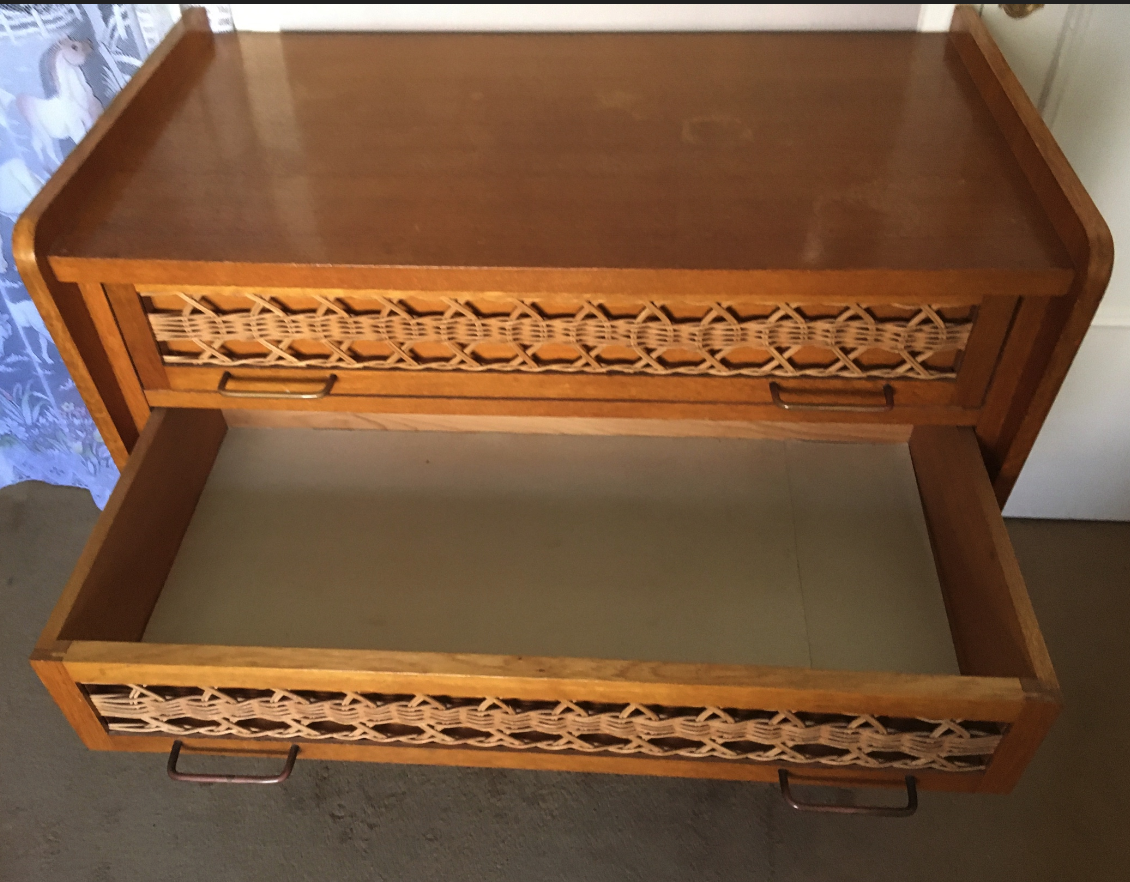 Commode en bois et rotin années 1960