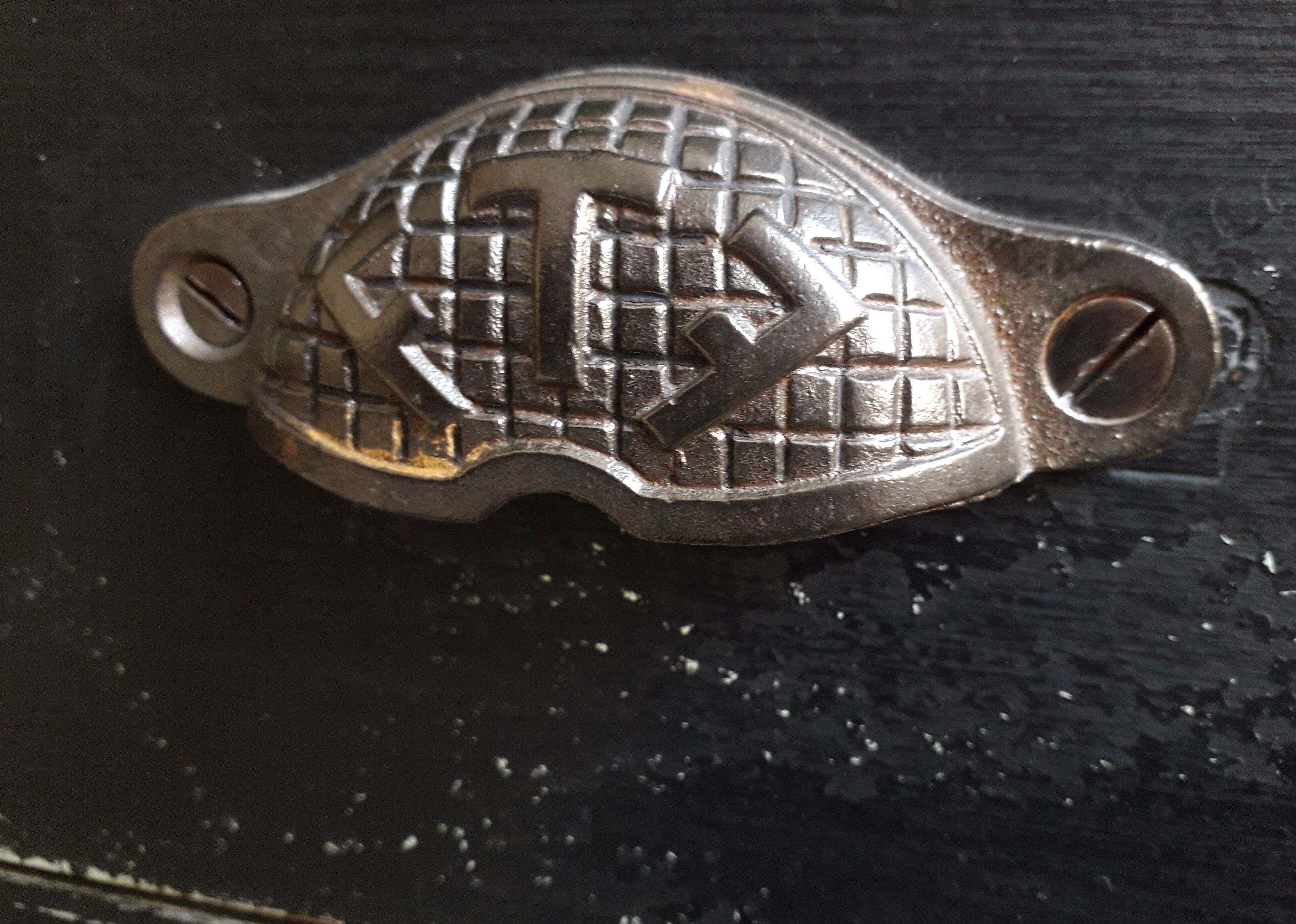 Furniture from craft to drawers