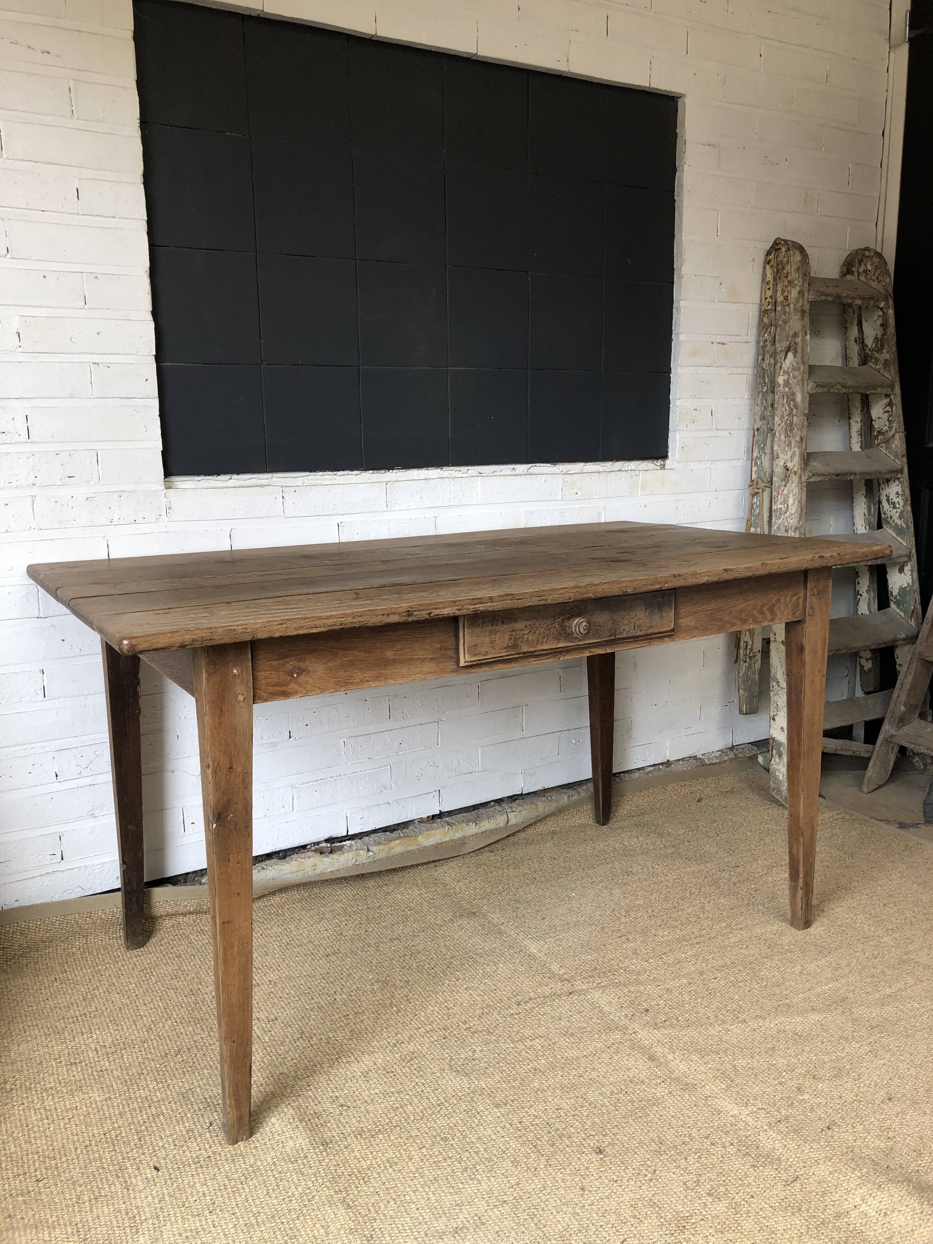 Dining table / desk