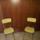 Paire de chaises en formica jaune  vintage