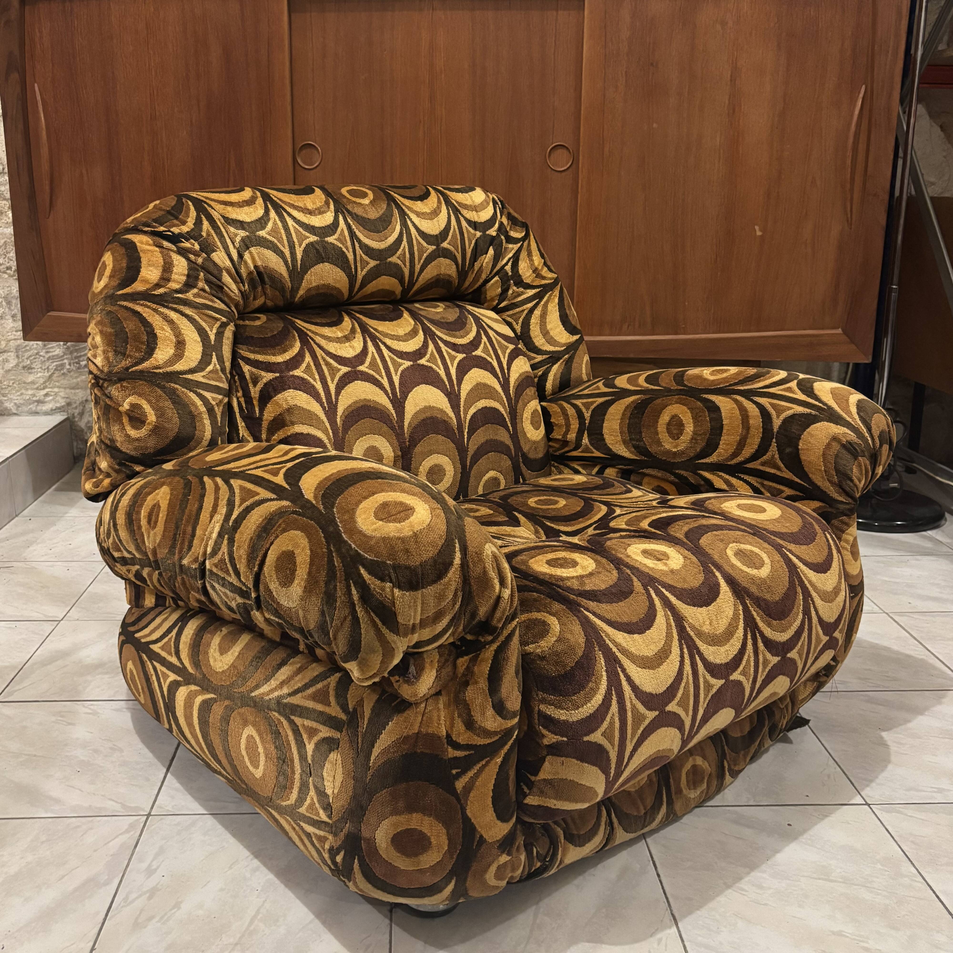 1970s psychedelic armchair