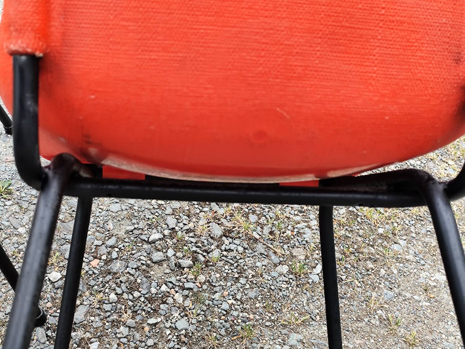 Pair of Fantasia Grosfillex shell chairs