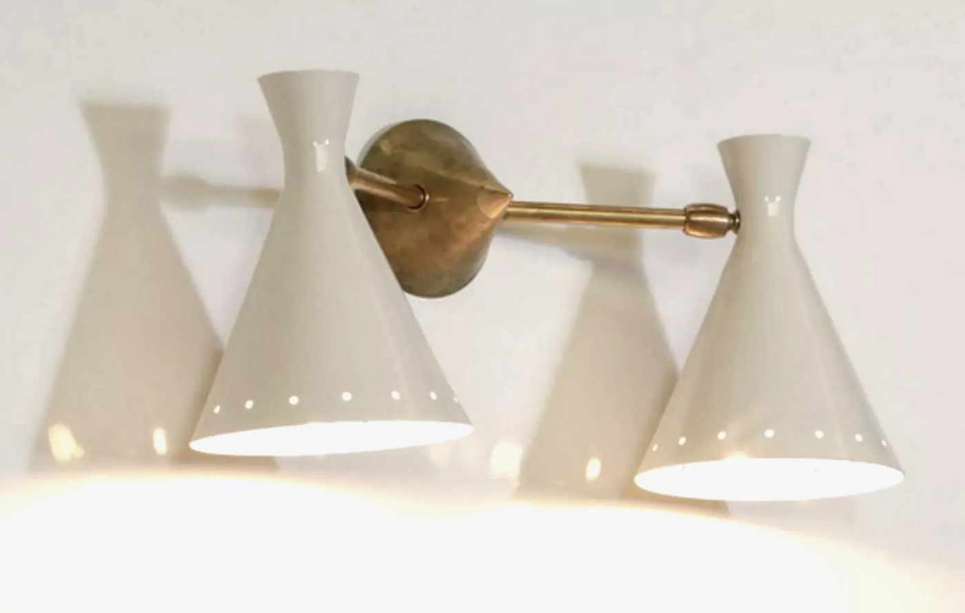 Wall lamp double white casserole