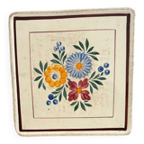 Vintage floral trivet