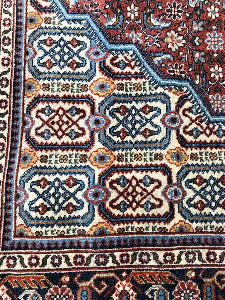 Old transylvanian carpet 202x304cm