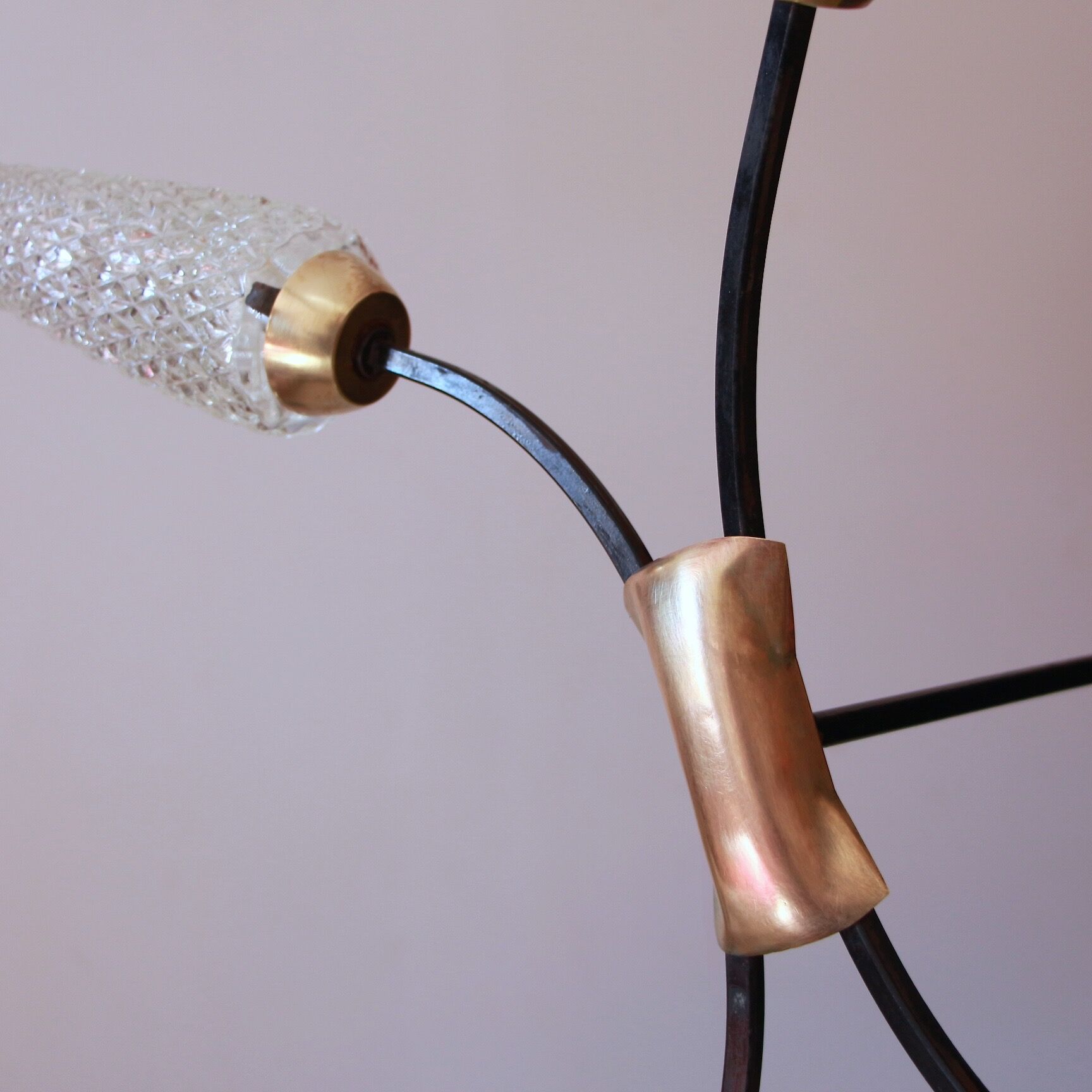 Lustre 4 tulips and brass