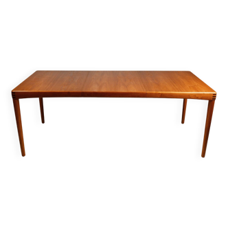 Teak dining table by Henry Klein for Bramin