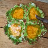 Ancienne assiette à fromage en céramique de couleur avec couteau