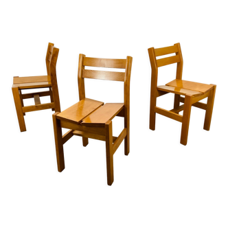 3 homemade chairs Regain selection Perriand for Les Arcs 1600
