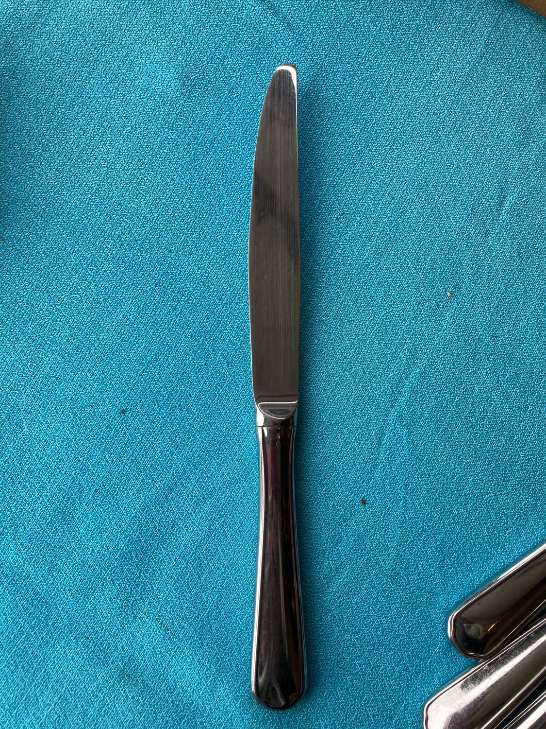 12 knives