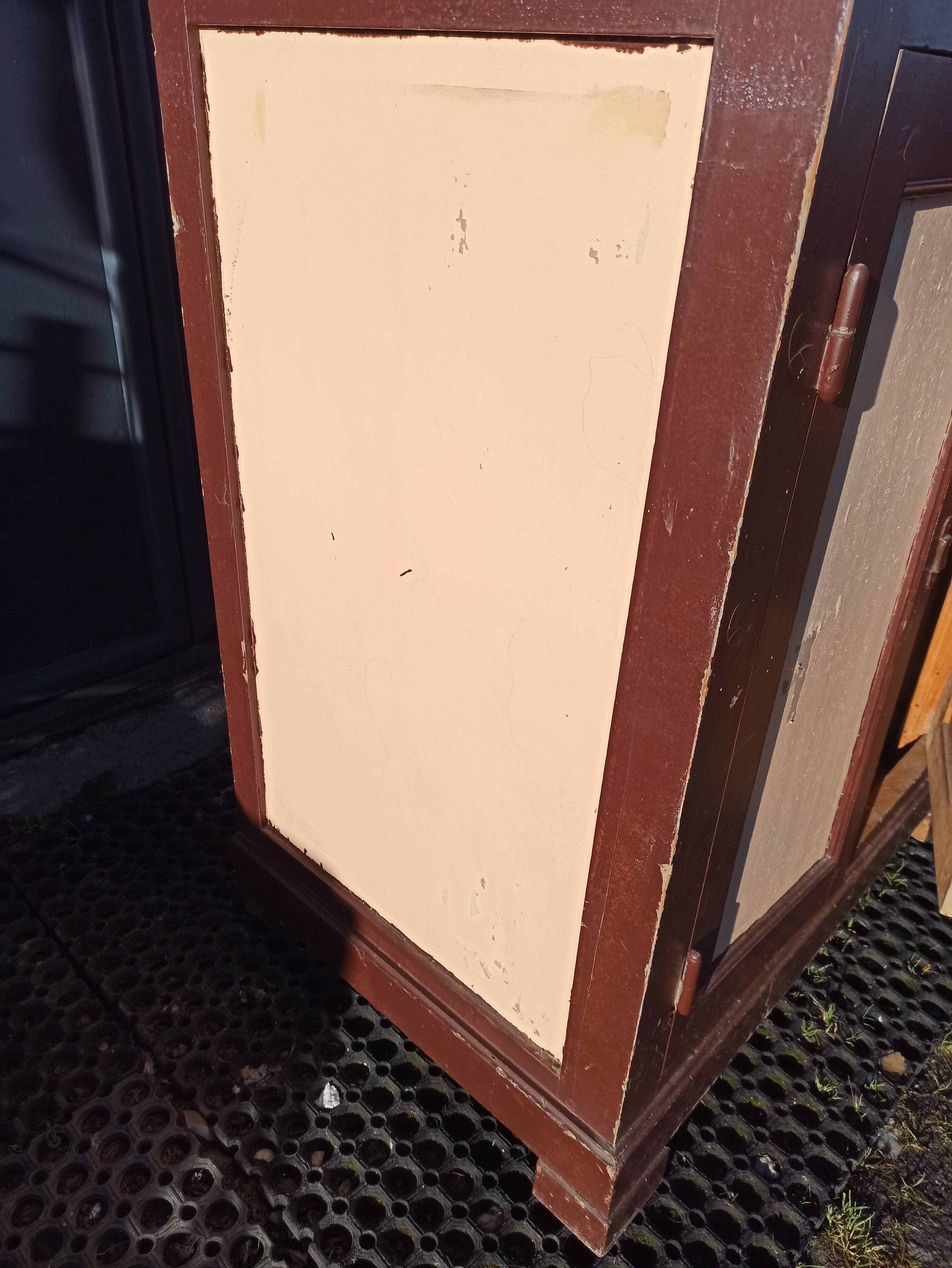 Low Parisian buffet Solid support height two doors 2 drawers