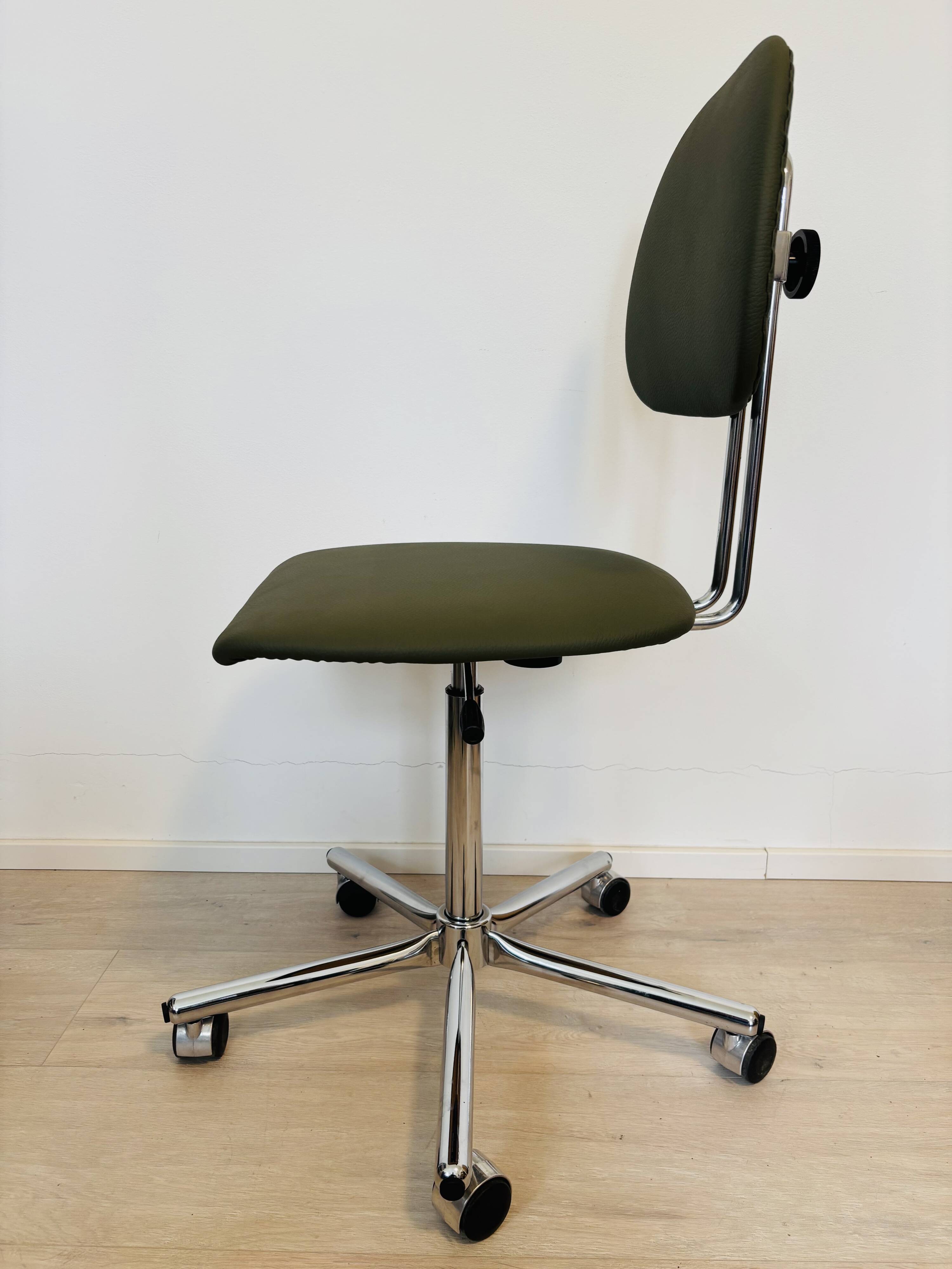 Fully Restored Vintage Desk Chair Nobareto by Kovona, Czechoslovakia 1970’s