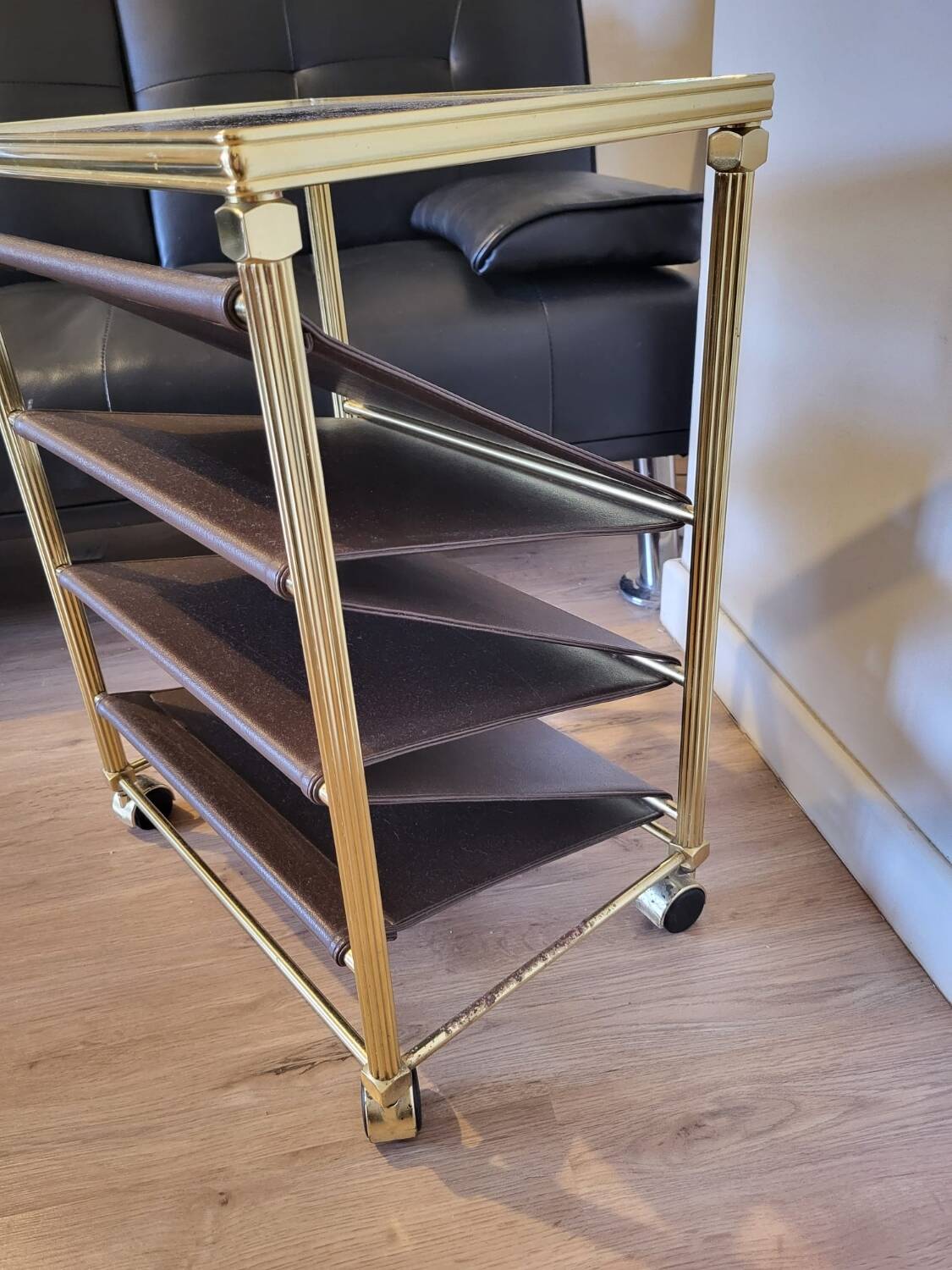 Porte-revue vintage rare