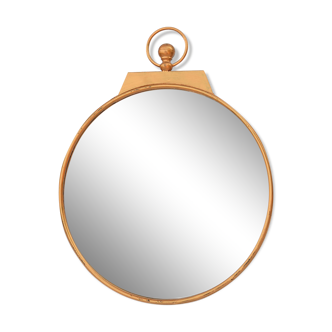 Circular mirror