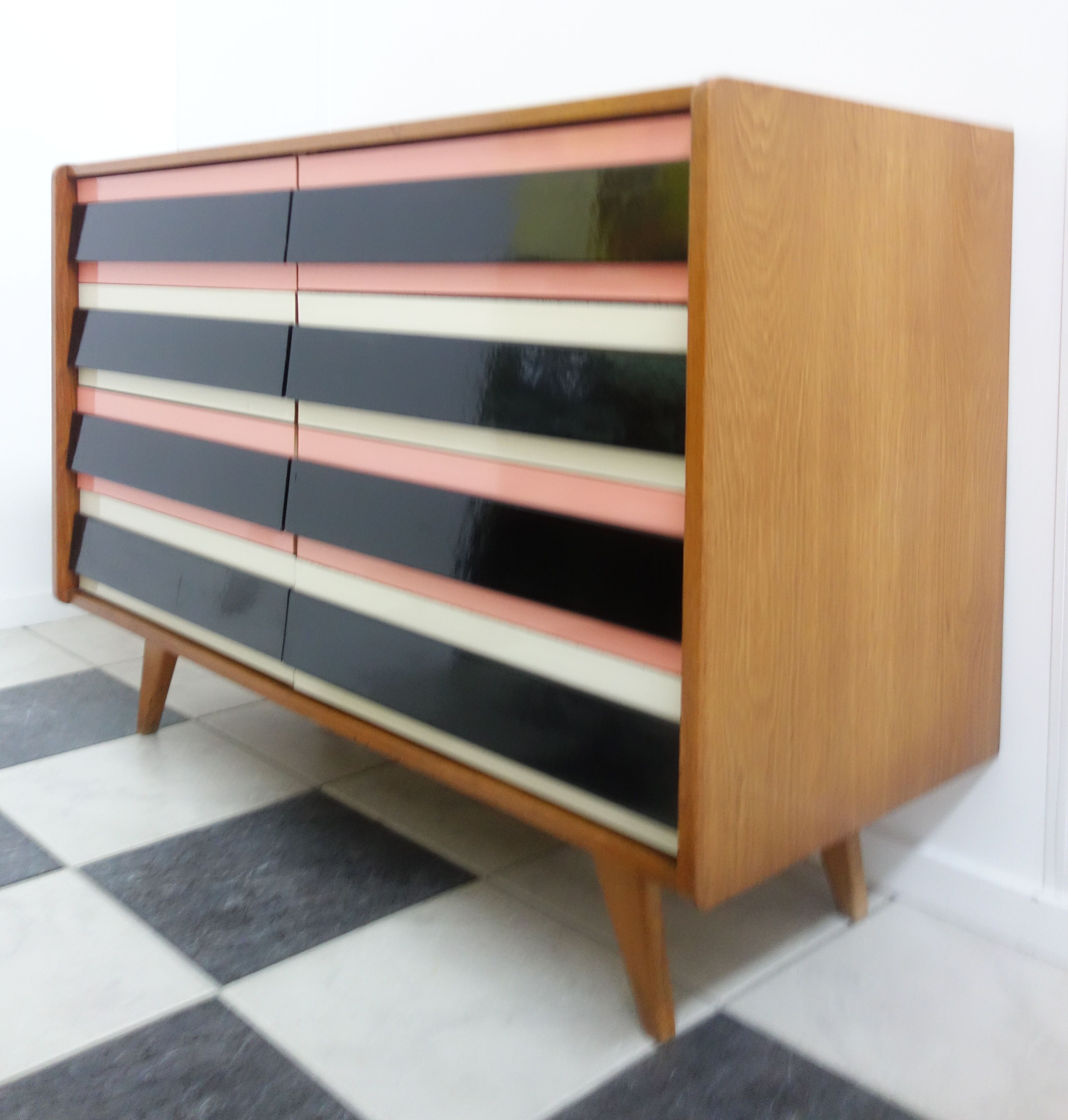 Commode rose Jiri Jiroutek U453 1962