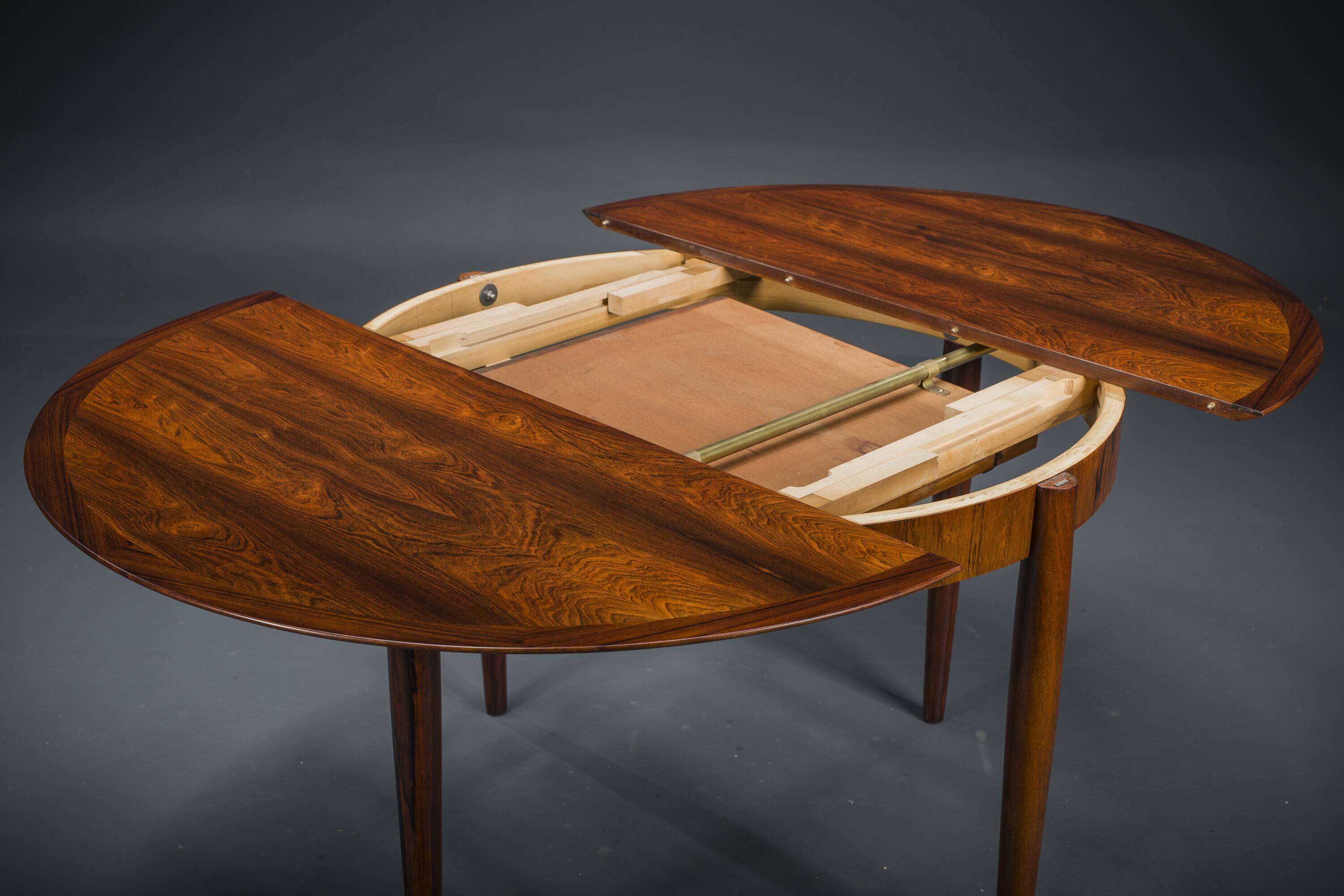 Round table attributed to Ernst Martin Dettinger for Lübke, 1960s