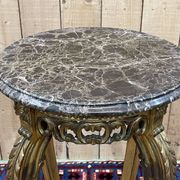 Sellette en bois doré et dessus marbre - fabrication des années 70